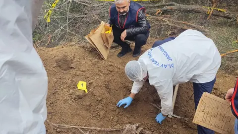 20 yıl önceki cinayet aydınlatıldı: Çocukları öldürüp araziye gömmüş