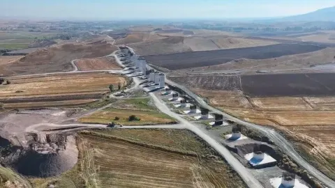 Bakan Uraloğlu: Ankara-Samsun hızlı demir yolu hattının Delice-Çorum etabında ilerleme yüzde 40'ı aştı