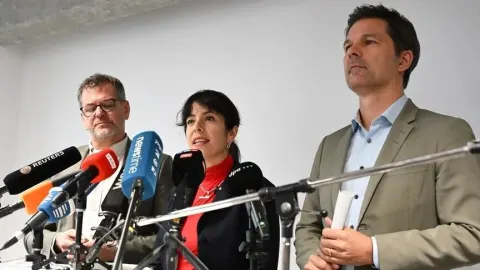 Berlin'de Sol Parti, Yeşiller ve SPD yöneticileri koalisyon görüşmelerine başlamak için anlaştı