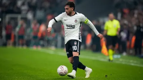 Beşiktaş'ta Orkun Kökçü'nün sağ ayak tabanında kısmi yırtık tespit edildi