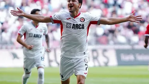 Cengiz Ünder küllerinden doğdu!