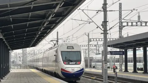 Çerkezköy-Kapıkule Hızlı Demiryolu Hattı'nda seferler başladı