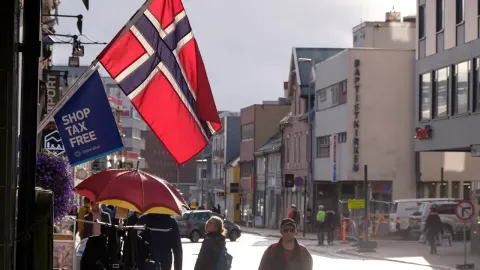Çin yapımı araçlar askeri sırları mı kaydetti? Norveç'te güvenlik alarmı