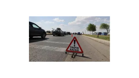 Düğün yolunda feci kaza: 1 ölü, 4 yaralı