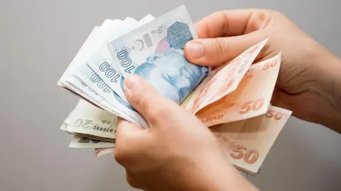 Emekli ve memur ne kadar zam alacak? Özgür Erdursun tek tek hesapladı, oranı da verdi