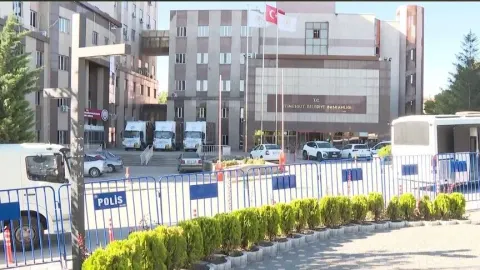 Etimesgut Belediyesine yönelik "yolsuzluk" soruşturmasında 25 gözaltı