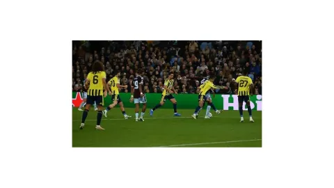 Fenerbahçe İngiltere'de dağıldı
