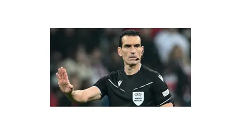 Fenerbahçe-Slavia Prag maçının hakemi belli oldu