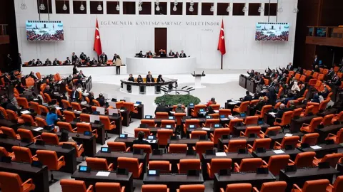 Fon tasfiye teklifi Meclis'te. Teklif 14 Ekim'de TBMM Plan ve Bütçe Komisyonu'nda ele alınacak