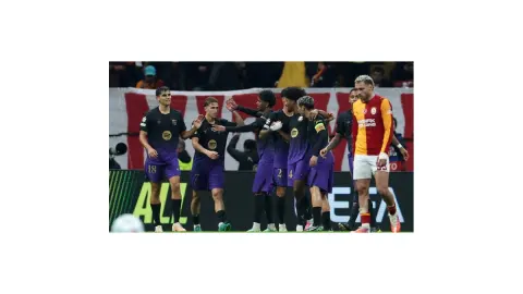 Galatasaray-Barcelona mücadelesi dünya basınında gündem oldu!