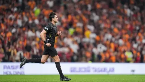 Hakem Mehmet Türkmen'e UEFA Konferans Ligi'nde görev