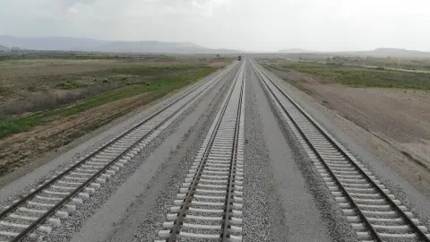 Hazar'ın iki yakası birleşirken Kars'tan Türkmenbaşı'na yeni bir dünya kuruluyor