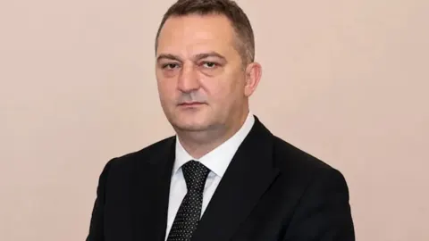 İBB davasının firari sanığı Murat Gülibrahimoğlu, Yunanistan'da yakalandı