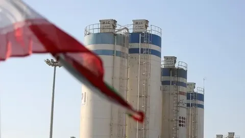 İran: Uranyum zenginleştirme hakkımızdan vazgeçmeyeceğiz