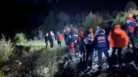 Isparta'da kanyonda mahsur kalan İHH gönüllülerinden biri hayatını kaybetti