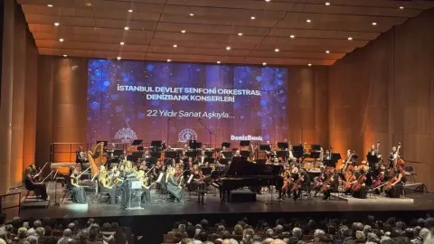 İstanbul Devlet Senfoni Orkestrası, yeni sezona AKM'de başladı