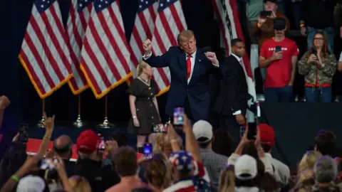 Kamu parasıyla Trump reklamlarına yargı freni