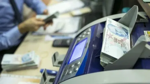 Kamu personeline gelecek yıl 6,3 trilyon lira ödeme yapılacak