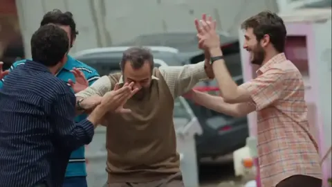 KARLIOVALAR NEŞELİ GÜNLERİNDEYKEN…