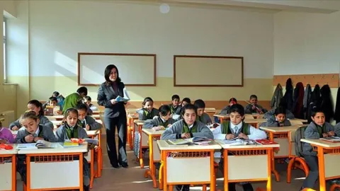 Kasım ara tatili ne zaman başlıyor, kaç gün sürecek? Öğrenciler hangi gün ders başı yapacak? İşte 2026-2027 MEB takvimi