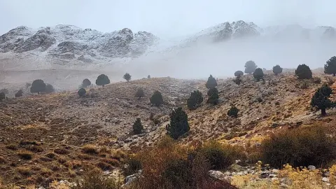 Kaş'ın yüksek kesimlerine kar yağdı