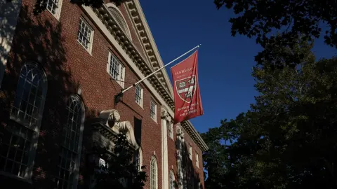 Kıbrıslı Türk profesör Harvard'da dekan oldu