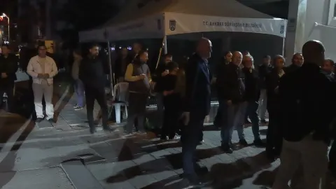 Kılıçdaroğlu, şehit polis Ahmet Türkoğlu’nun ailesine taziye ziyaretinde bulundu