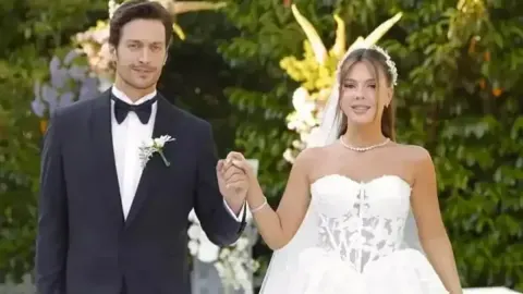 Merve Dinçkol eşine aşkını ilan etti! “Yine en güzel fotoğraflarım seninle”