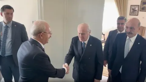 MHP Genel Başkanı Bahçeli, CHP Genel Başkanı Kılıçdaroğlu ile görüştü