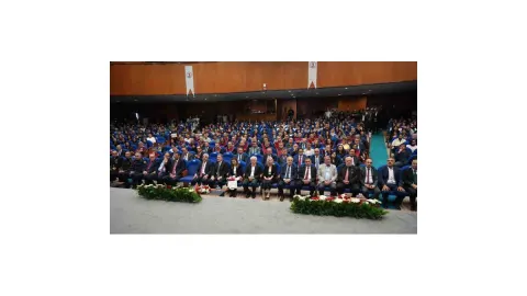 OMÜ 2026-2027 akademik yılını törenle açtı, 2025 Akademi Ödülleri sahiplerini buldu