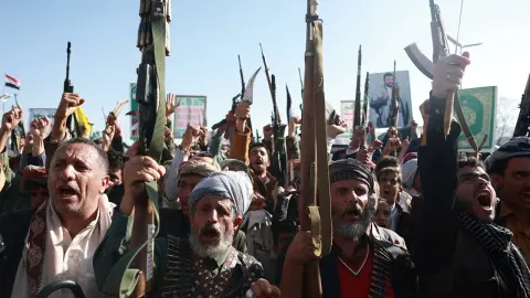 Riyad'daki havalimanı saldırısının ardından Husiler yine tehditler savurdu