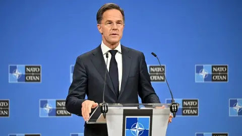 Rutte, NATO'nun gerektiğinde Rusya'nın hibrit saldırılarına karşılık vereceğini söyledi