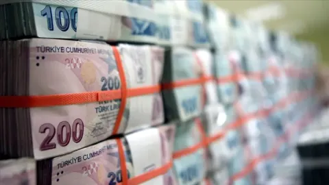 Son dakika: Asgari ücrete enflasyon ayarı! YENİ ÜCRET KAÇ LİRA OLACAK?