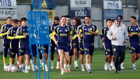 Son dakika! Fenerbahçe'de Mert Hakan yandaş kadroya alındı! Çaykur Rize kadrosu açıklandı