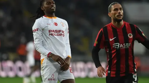 Son dakika: Galatasaray'dan Leao'nun sakatlığı ile ilgili ilk açıklama!