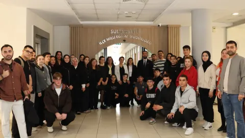 Sultanbeyli İlçe Öğrenci Meclisi Başkanlık Seçimi Gerçekleştirildi