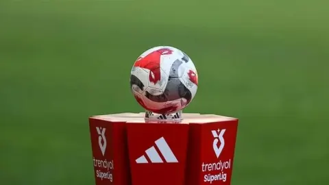 Süper Lig yayın ihalesi için kapsamlı çalışma: Mobil maç yayını ve 4K HDR geliyor