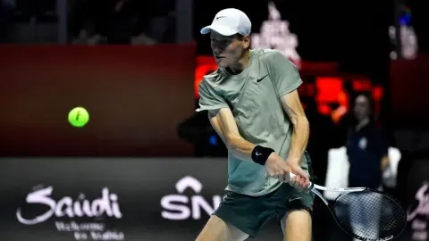 Suudi Arabistan'da "Six Kings Slam" tenis turnuvası aralık ayına ertelendi
