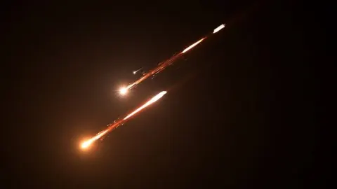 Suudi Arabistan'ın Hamis Muşayt vilayetinde Husiler tarafından fırlatılan 2 balistik füze engellendi
