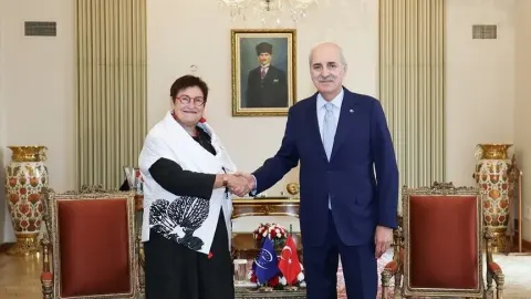 TBMM Başkanı Kurtulmuş, AKPM Başkanı Bayr ile görüştü