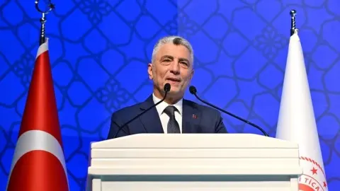 Ticaret Bakanı Bolat, Kültür ve Sanatla Büyüyen Ticaretin Hikayesi Forumu'nda konuştu