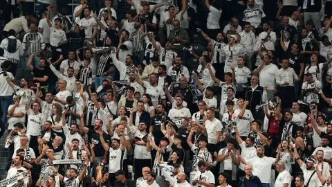 Trabzonspor-Beşiktaş maçına konuk takım taraftarları alınacak