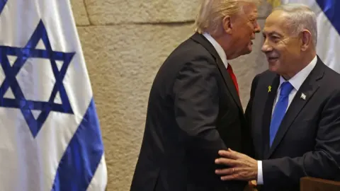 Trump ve Netanyahu savaşı yeniden başlatmayı değerlendiriyor