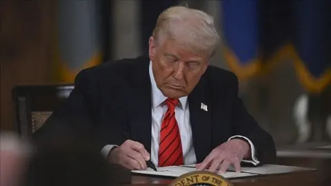 Trump'tan kadın sağlığı araştırmalarını güçlendirmeyi amaçlayan Başkanlık Kararnamesi'ne imza