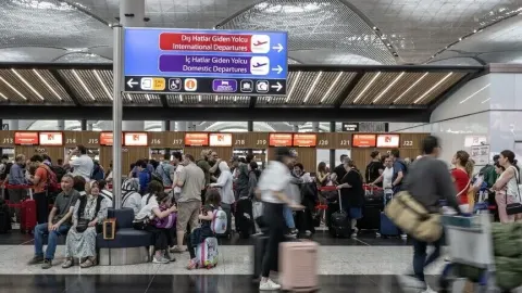 Türkiye'deki havalimanlarında 9 ayda 193 milyondan fazla yolcu taşındı