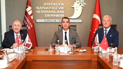 Ümit Özdağ’dan ANSİAD’a Ziyaret! Ekonomi ve Türkiye’nin Geleceği Konuşuldu