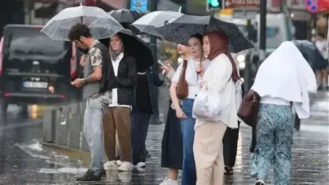 Yalova’da yarın okullar tatil mi? 16 Ekim Cuma Valilikten son dakika açıklama var mı?